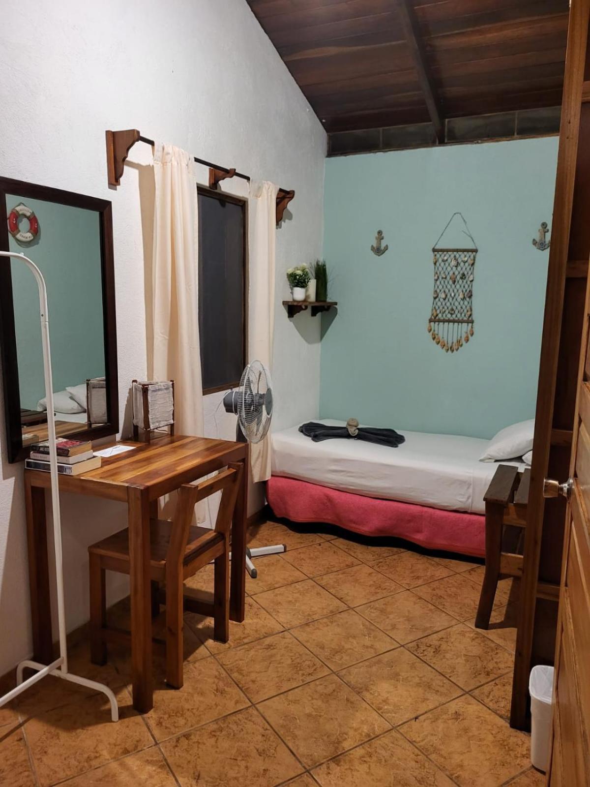 Escape Caribeno Hotel Puerto Viejo de Talamanca Екстериор снимка